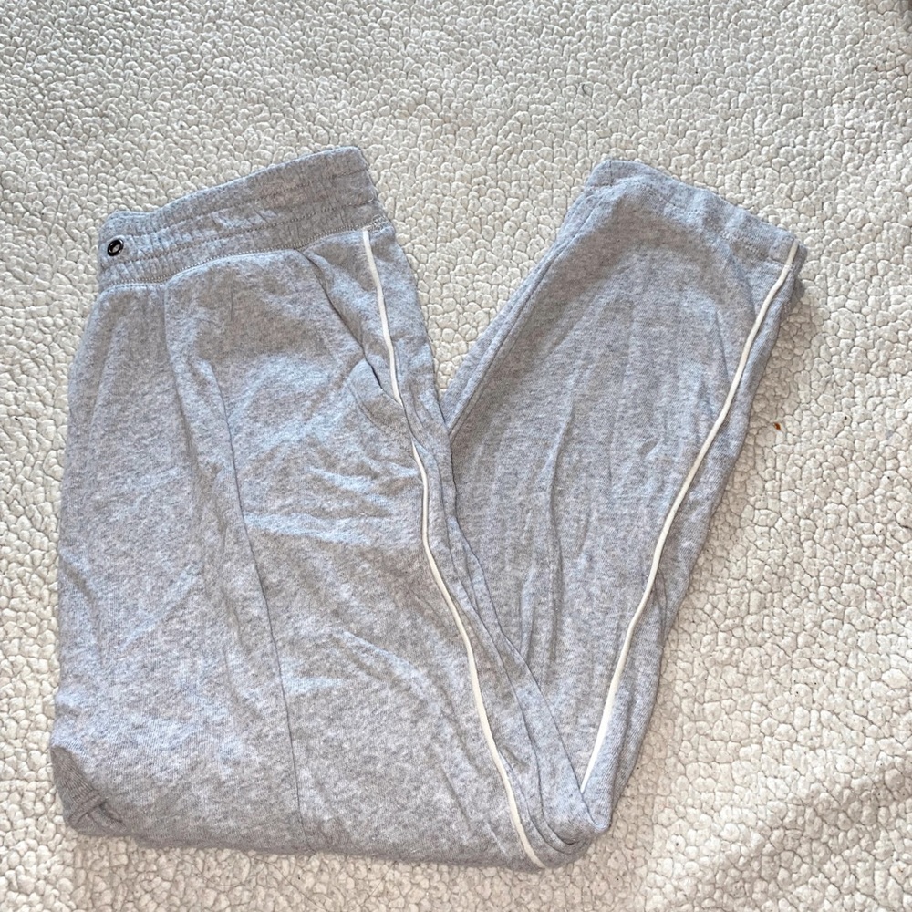 Aerie XS Cropped Grey Sweatpants